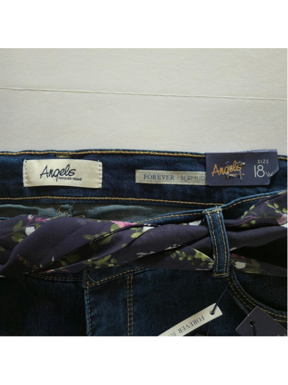 Angels Forever Young Blue Denim Jeans Bermuda Shorts Floral Belt Tummy Tech 18W - Picture 4 of 8